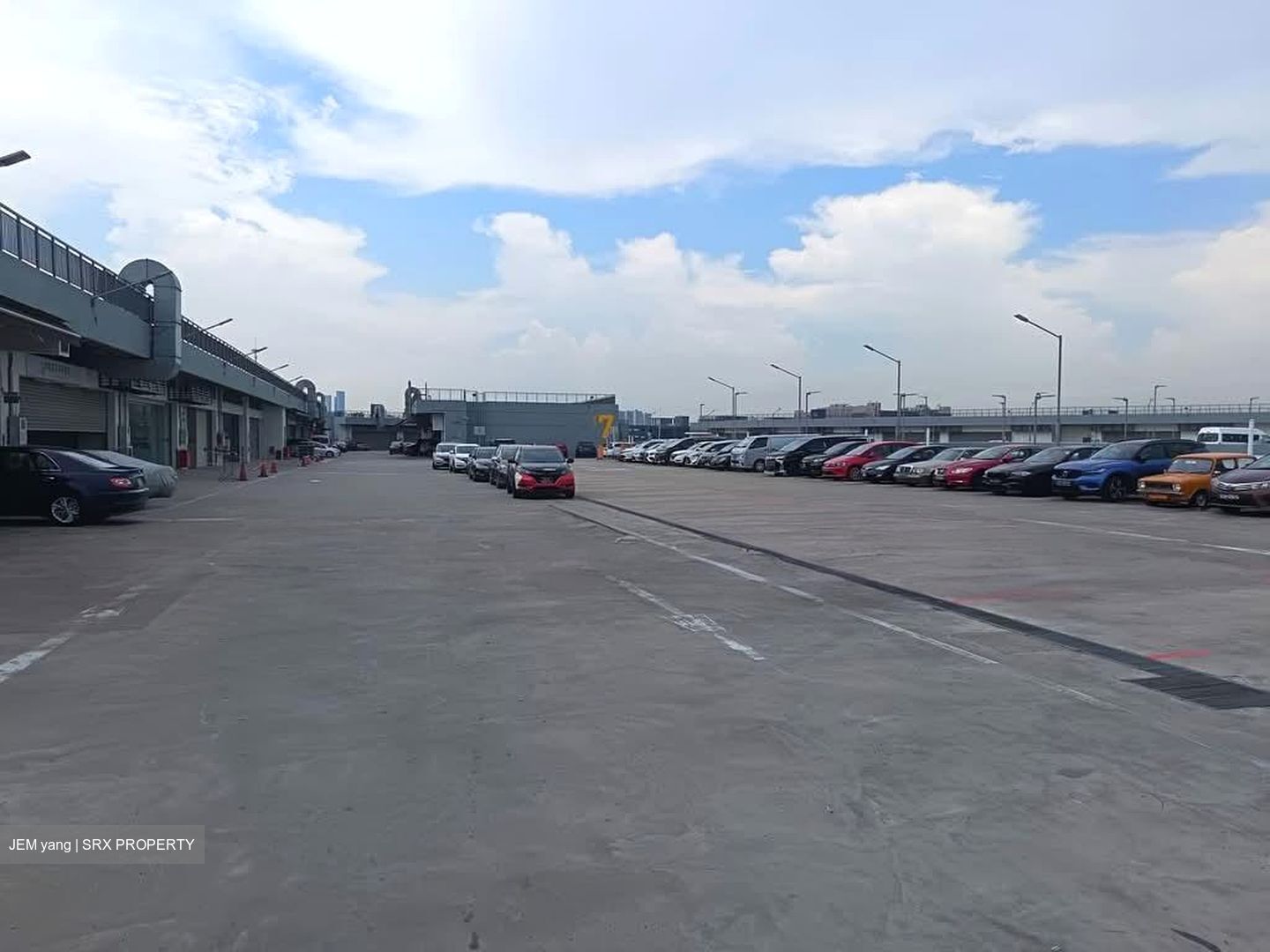 Carros Centre (D25), Factory #547234581